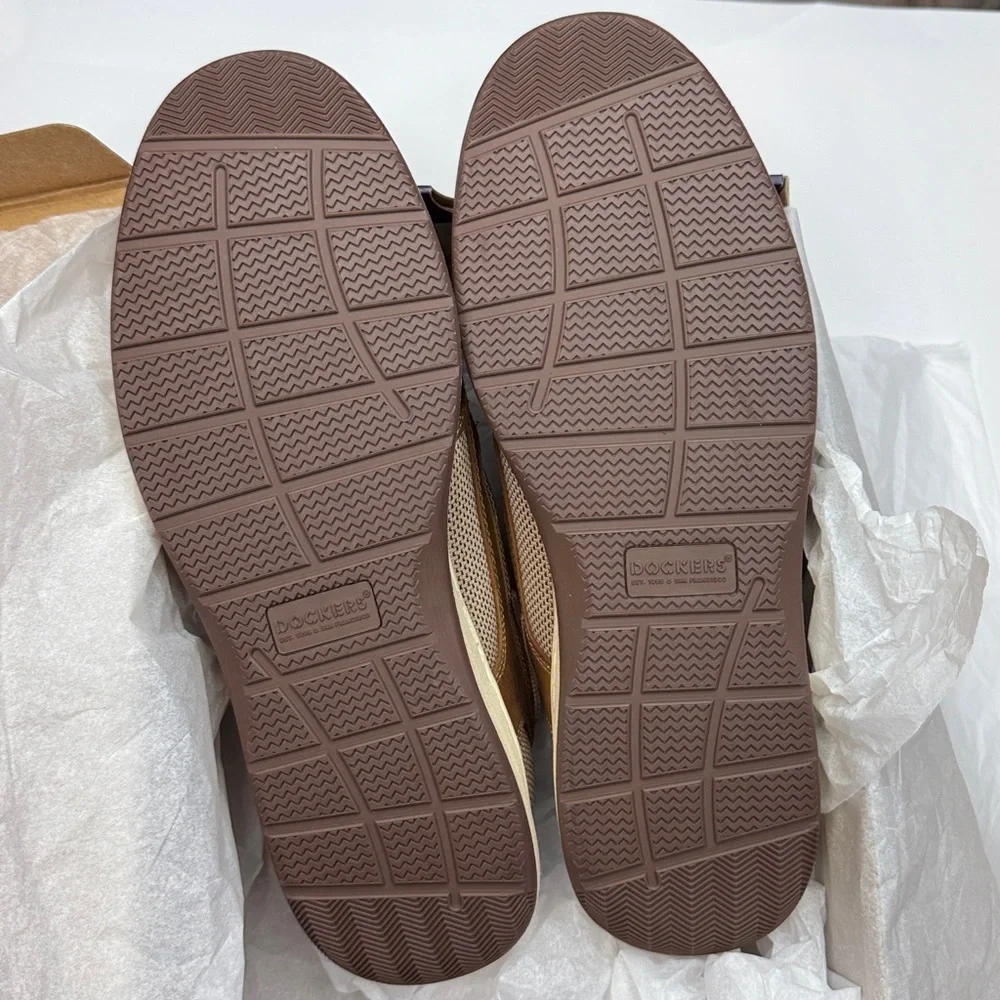 Dockers perfectly sole features